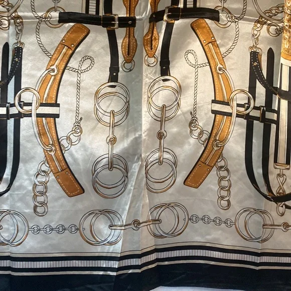 35” Equestrian Themed Square Scarf - Picture 8 of 11